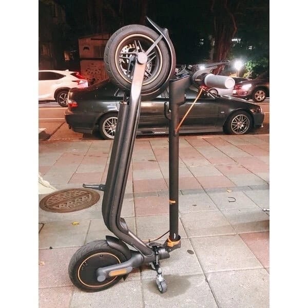 Extended Standing Balance Wheel for Electric Scooter